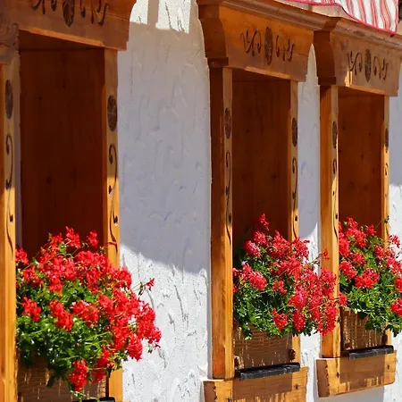 Hoehenpension Glashuette Fruehstueckspension Garni فندق